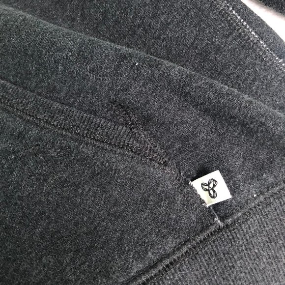 TNA Hoodie - Picture 2 of 4